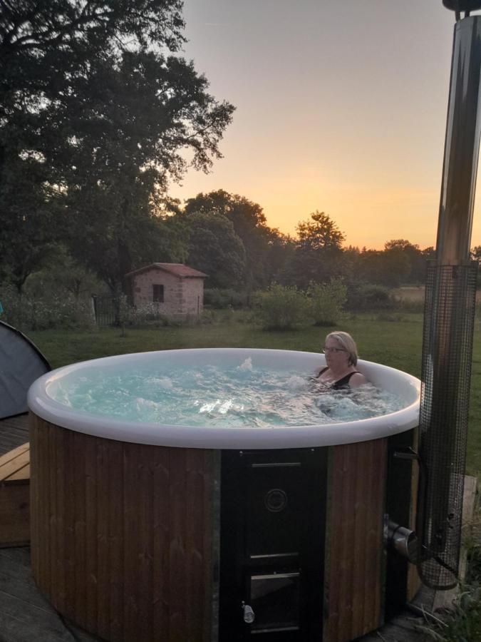 Auberge La Marchadaine Montrollet Екстер'єр фото